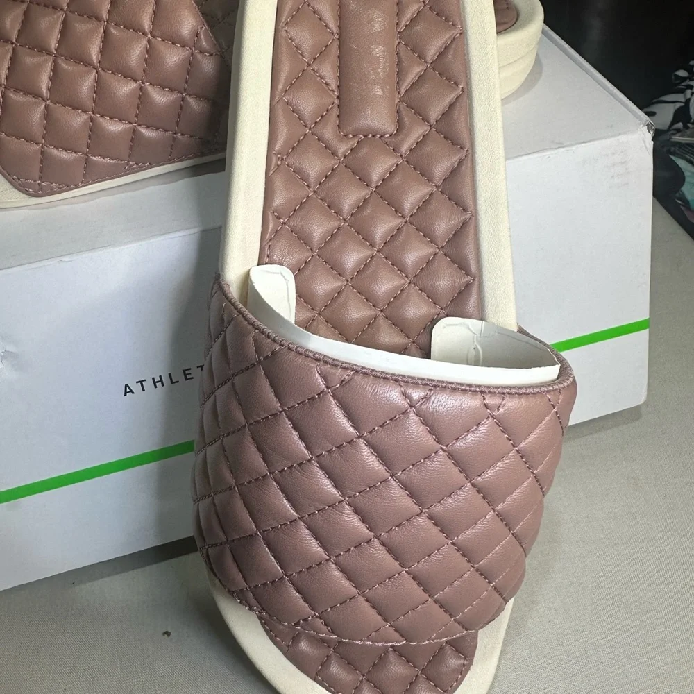 653.714. APL Quilted Slide Sandals in Beachwood/Pristine - Picture 2 of 6